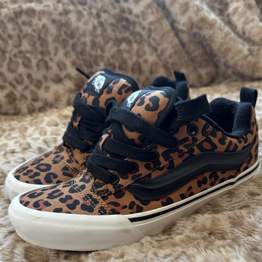 Kids Vans Leopard Print Knu Skool skate shoes 5 youth/6 women’s